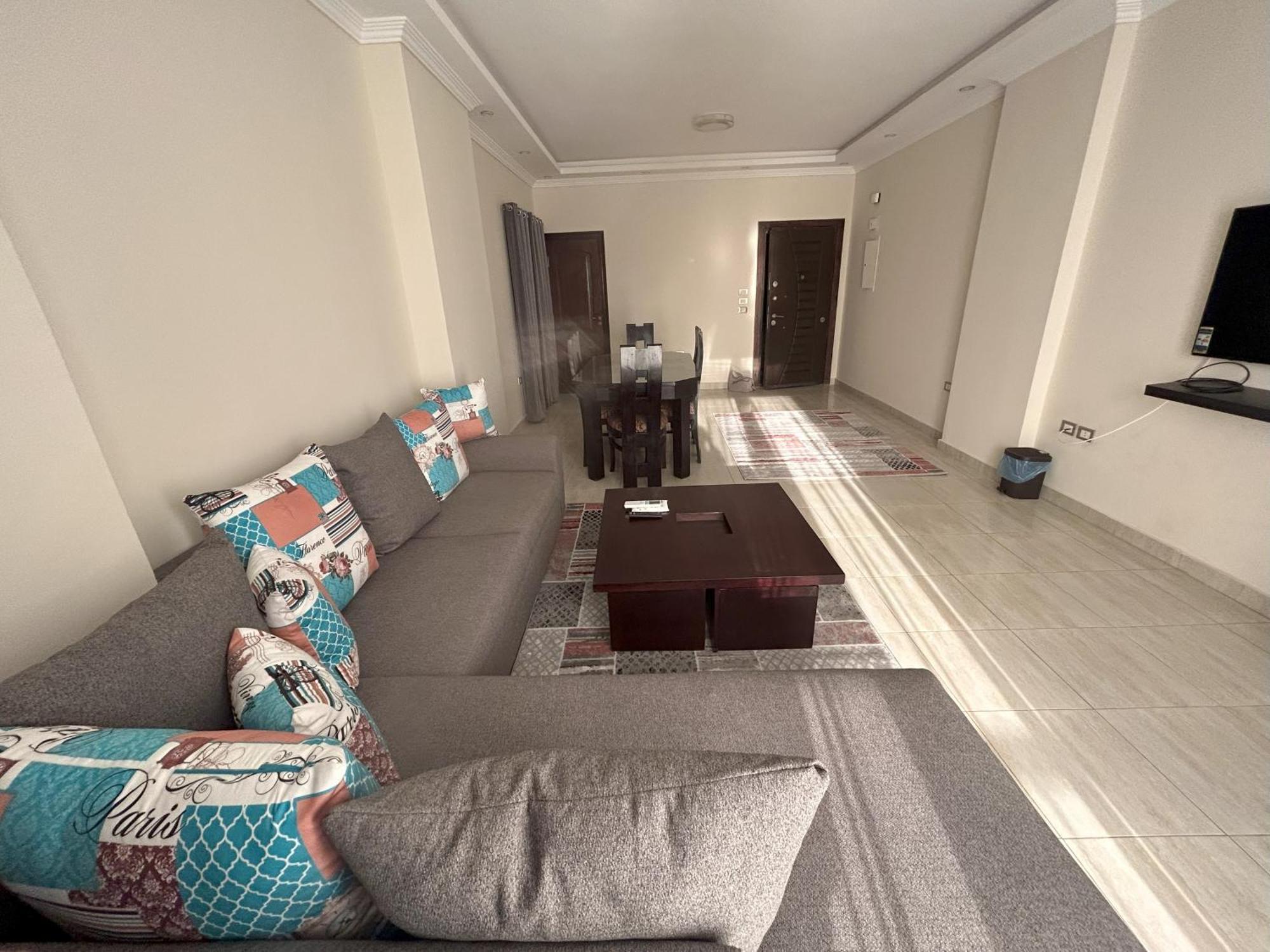 6th of October City Luxury Apartments Beside Mall Of Arabia And Dar Al-Fouad Hospital - Families Only- No Alcoholic Beverages מראה חיצוני תמונה
