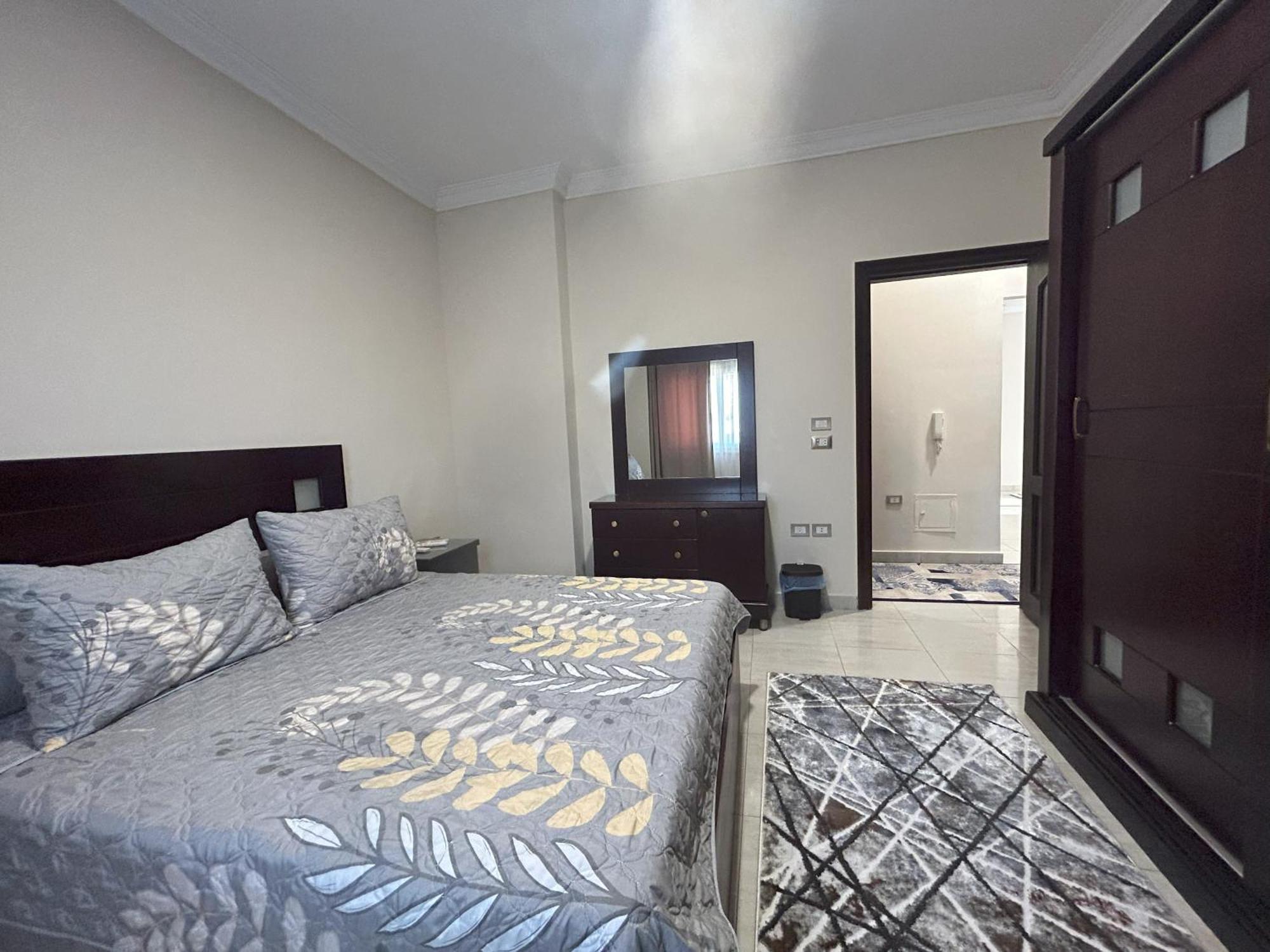 6th of October City Luxury Apartments Beside Mall Of Arabia And Dar Al-Fouad Hospital - Families Only- No Alcoholic Beverages מראה חיצוני תמונה