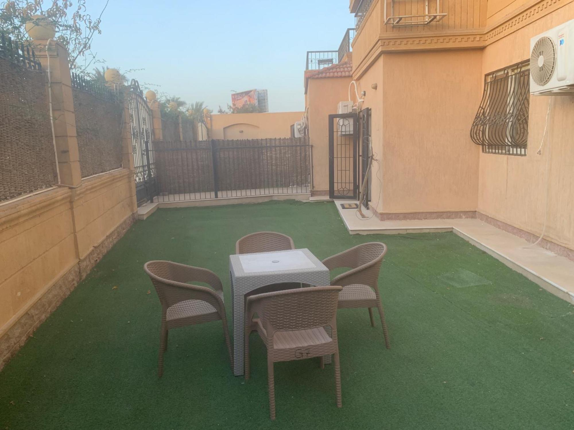 6th of October City Luxury Apartments Beside Mall Of Arabia And Dar Al-Fouad Hospital - Families Only- No Alcoholic Beverages מראה חיצוני תמונה